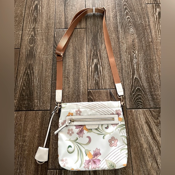 RADLEY LONDON Handbags - NWOT Radley London “responsible” floral nylon crossbody bag